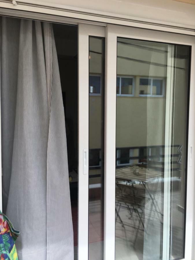 70m² 1 slaapkamer, 1 privé badkamer Appartement in Heraklion Buitenkant foto